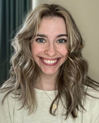 Photo of Ali Siewert, Psychologist in Northville, MI