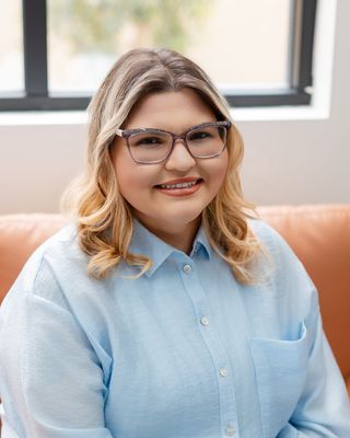 Photo of Nicole M. Hernandez, Marriage & Family Therapist, LMFT