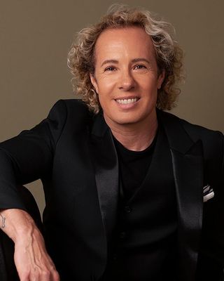 Photo of Dulcinea Alex Pitagora, Clinical Social Work/Therapist, PhD, LCSW, CST