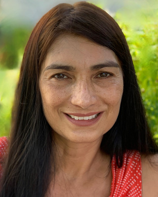 Photo of Claudia Gonzalez, Marriage & Family Therapist in Santa Monica, CA