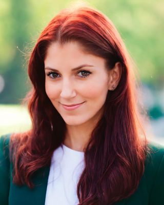 Photo of Elif Kasaci, Registered Psychotherapist, RP, CHyp