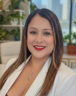 Photo of Esther Loera, Clinical Social Work/Therapist, LCSW