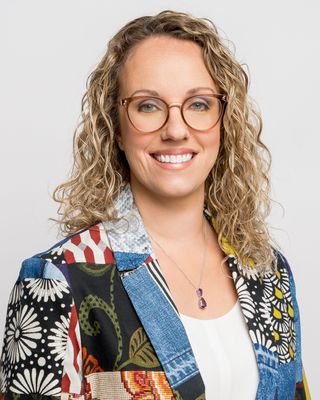 Photo of Barbara Allen - Key Resources Unlimited - Barbara Allen, Registered Psychotherapist (Qualifying), BA, MSc, MACP, OCT