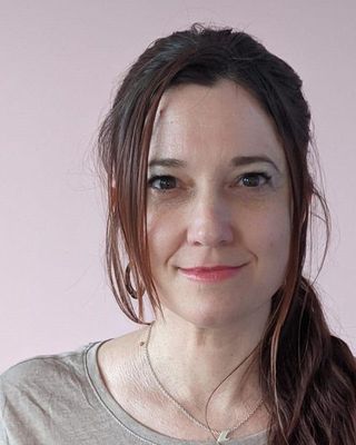 Photo of Emma Morris, Psychologist, PhD, HCPC - Clin. Psych.