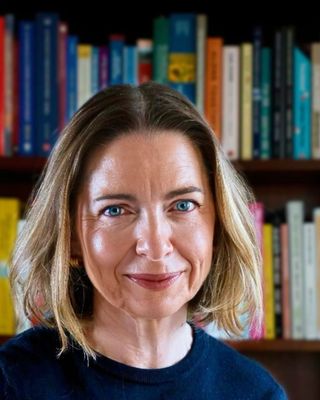 Photo of Helen Kaye, Psychotherapist, MA, MBACP