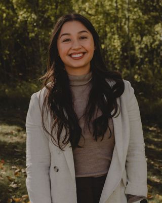 Photo of Mikayla Mah, Counsellor, MC, RCC, CCC