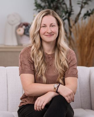 Photo of Christine Arndt, Counsellor, BA, MACP, CCC/RCC