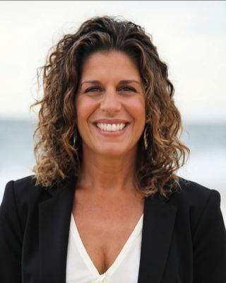 Photo of Enza Balestrieri, Licensed Associate Counselor, LAC, NCC