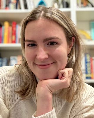 Photo of Laura Dickinson, Clinical Social Work/Therapist, LCSW