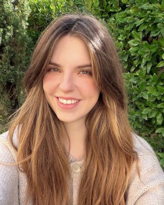 Photo of Olivia Lieve Y De Pauw, Marriage & Family Therapist Associate, AMFT