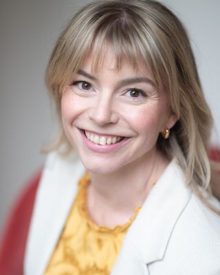 Photo of Anne Koomen, Psychiatric Nurse Practitioner, MS, ARNP, PMHNP