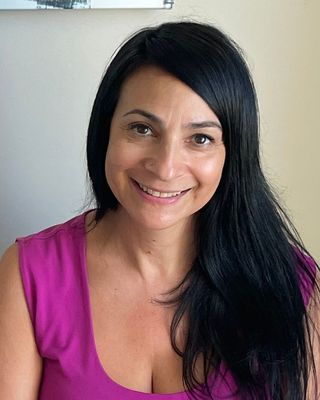 Photo of Naomi Kolinsky, Counsellor, MEd, RCC