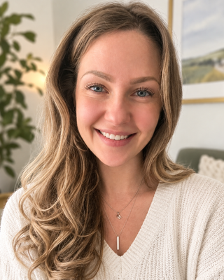 Photo of Alexandra Mezeul, Clinical Social Work/Therapist, LCSW
