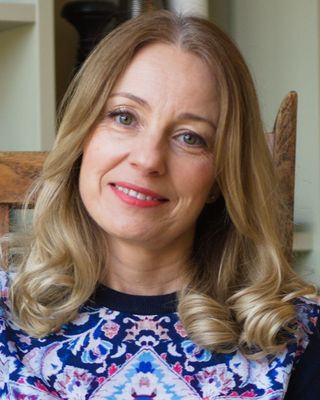Photo of Victoria Garland, Psychologist in Chiswick, London, England