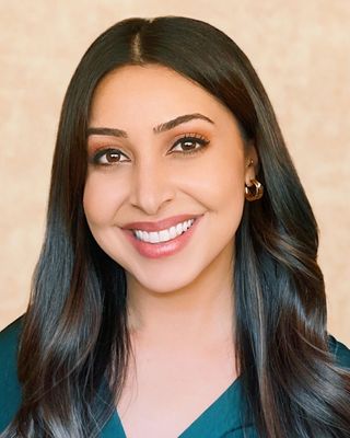 Photo of Natasha Davani, Marriage & Family Therapist Associate, AMFT, MA