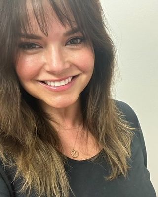 Photo of Adrienne Fragatos, Limited Licensed Psychologist, MA, LPC