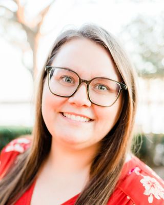 Photo of Holly Brown, Marriage & Family Therapist, LMFT