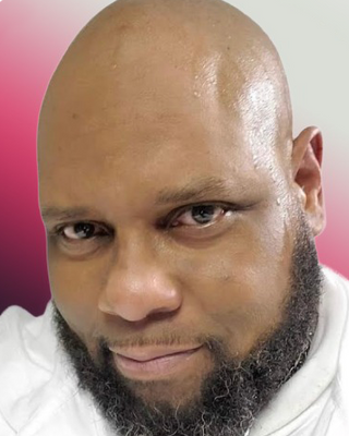 Photo of Stephan Mambazo, Clinical Social Work/Therapist, LICSW