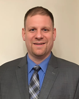 Photo of Matthew Neebe, Clinical Social Work/Therapist