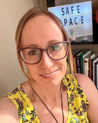 Photo of Nicole Hogan, Licensed Clinical Mental Health Counselor, MS, LCMHC