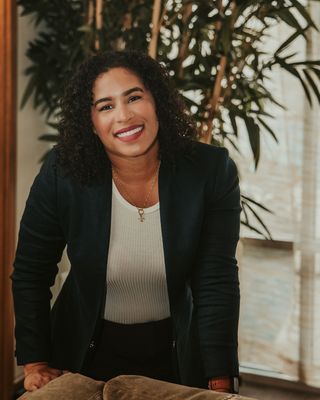 Photo of Mimi Dumanoir, Clinical Social Work/Therapist, LCSW
