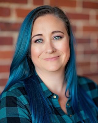 Photo of Robi Brewer, Clinical Social Work/Therapist, LCSW, LISW