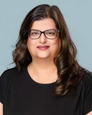 Photo of Navneet Gill, Counsellor, CCC, MACP, BScOT