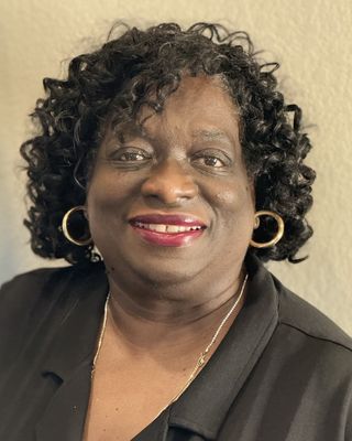 Photo of Retta Williams, MA, LPC, CCTS, Licensed Professional Counselor