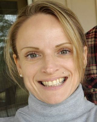 Photo of Elizabeth L Morris, Licensed Independent Social Worker, MSW, LISW-CP