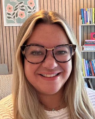 Photo of Sophie Horrox, Counsellor, MBACP Accred