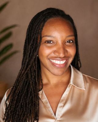 Photo of Michaele Evans, Marriage & Family Therapist, MA, LMFT