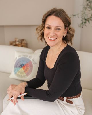 Photo of Danielle Garrett, Registered Psychotherapist, MACP, RCC, CYC