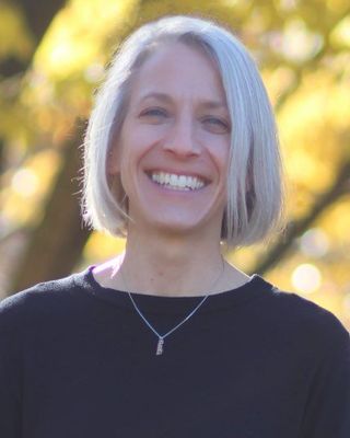 Photo of Vera Ginsburgs, LPC, DMT, CYT, Licensed Professional Counselor
