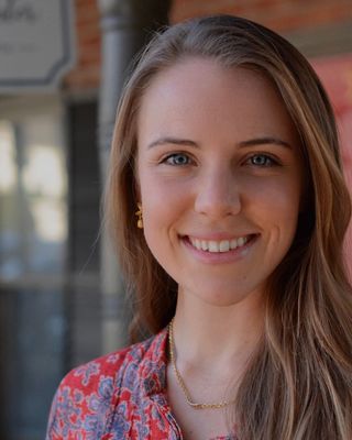 Caroline Lowe, Pre-Licensed Professional, Roswell, GA, 30075