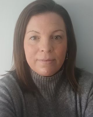 Photo of Sarah Leonard, Psychotherapist, Pre-Accredited Member IACP
