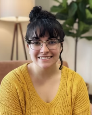 Photo of Flor Colon, Counselor, LMHC