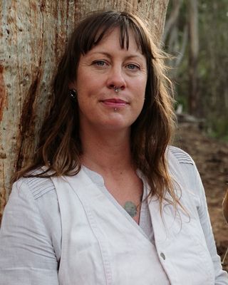 Photo of Hollie Wildëthorn, Counsellor, PACFA
