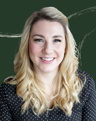 Photo of Lauren Young - Lauren Young | The Burnout Therapist, Psychotherapist, MA, MBACP Accred