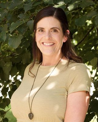 Photo of Christine Amoni, Pre-Licensed Professional, LSW, MSW