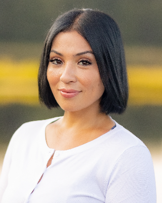 Photo of Antonia Dones, Clinical Social Work/Therapist, LICSW