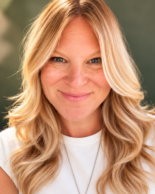 Photo of Samantha Arons, Counselor, MEd, LMHC