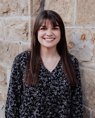 Photo of Taylor Arnett, Licensed Professional Counselor, MA, LPC, NCC