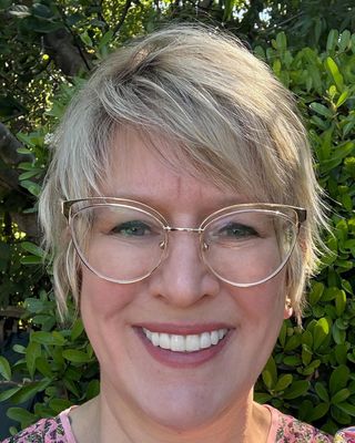 Photo of Samantha Keller, Pre-Licensed Professional