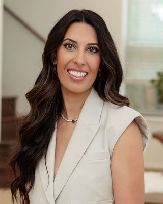 Photo of Nansi Manokian, Marriage & Family Therapist, MA, LMFT