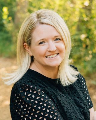 Photo of Christy Henrie, Clinical Social Work/Therapist, CSW
