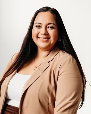 Photo of Isabel Limon, Pre-Licensed Professional, CSW