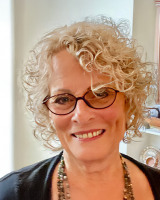 Photo of Pamela Mullen, Marriage & Family Therapist, LMFT