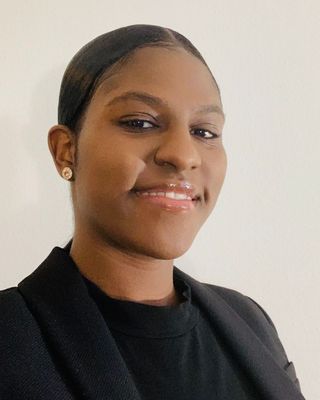 Photo of Monique Edwards, Clinical Social Work/Therapist, LCSW, LICSW