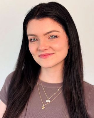 Photo of Bryn McNeill, Pre-Licensed Professional, RP-Q, MACP, BA