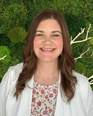 Photo of Amber Freeze-Carter, Marriage & Family Therapist, MS, LCMFT